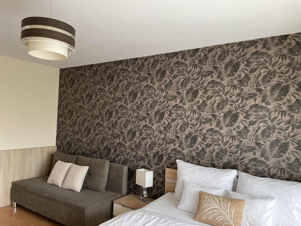Lake And Spa Apartman Веленце Екстериор снимка