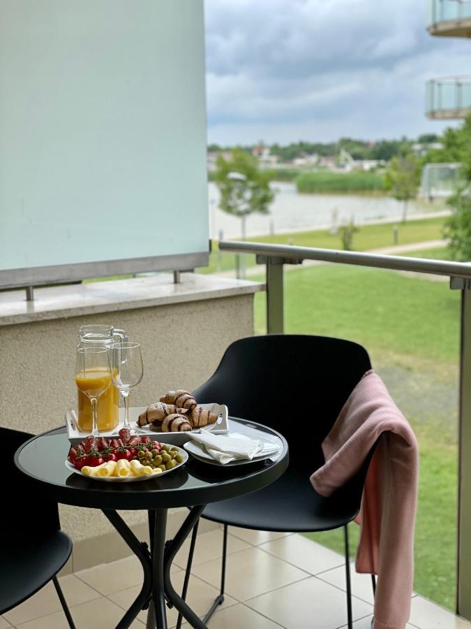 Lake And Spa Apartman Веленце Екстериор снимка
