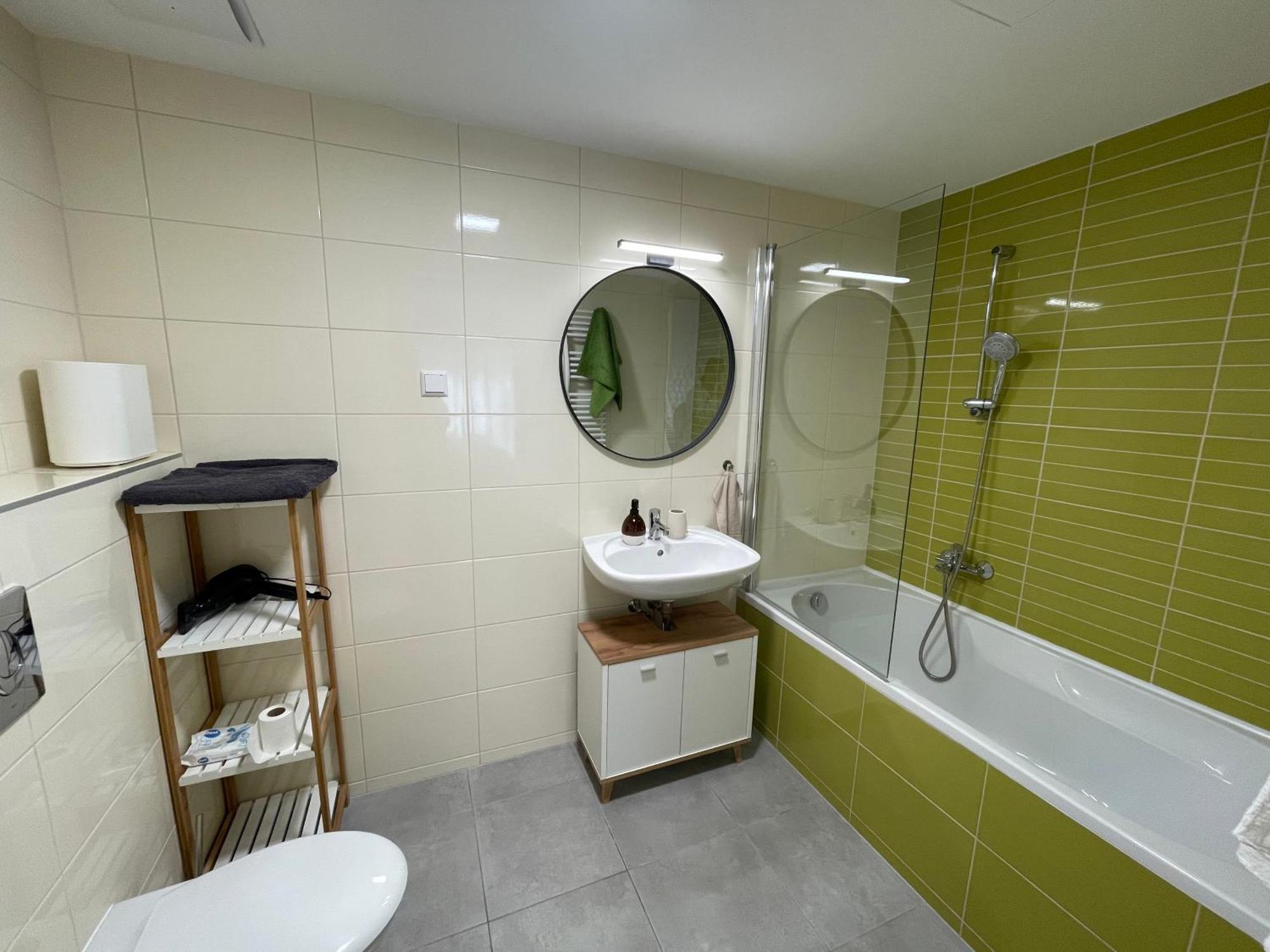 Lake And Spa Apartman Веленце Екстериор снимка